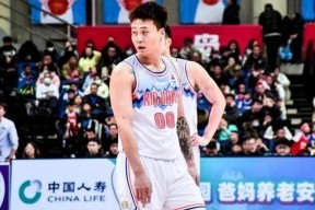 开云体育注册优惠-包含夏洛特黄蜂迎德甲关键赛，窗口期状态回暖，信心回归，阵容厚度经受考验的词条